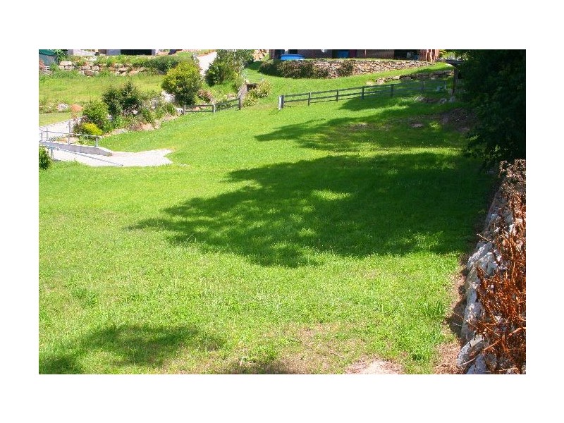 77  The Crescent, Helensburgh NSW 2508