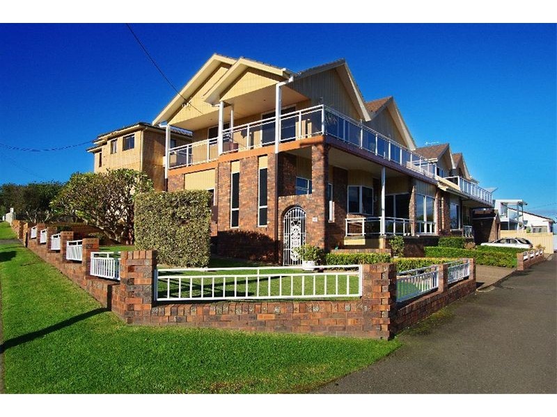 195 Lawrence Hargrave Drive, Thirroul NSW 2515