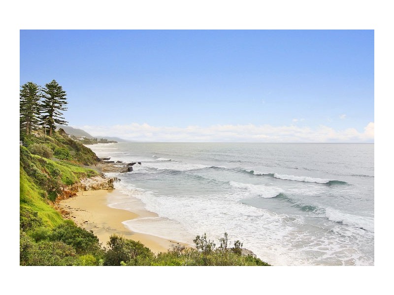 2  Woodland Avenue, Thirroul NSW 2515