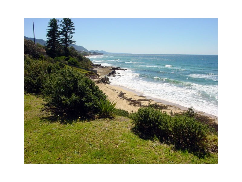 7 & 9  Tasman Parade, Thirroul NSW 2515