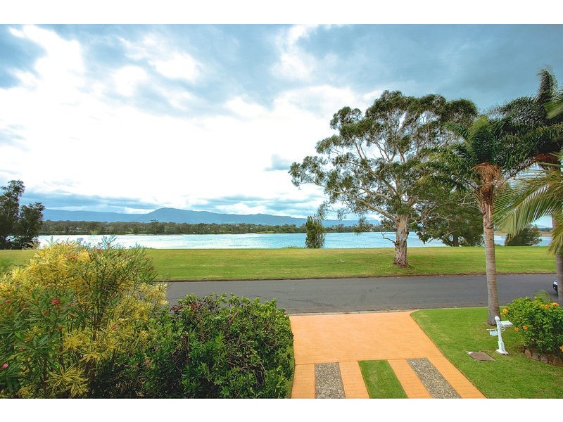 64  Riverview Road, Nowra NSW 2541