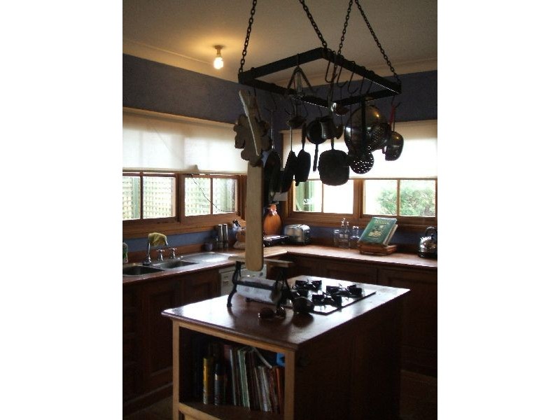 11 Hillcrest Road, Austinmer NSW 2515