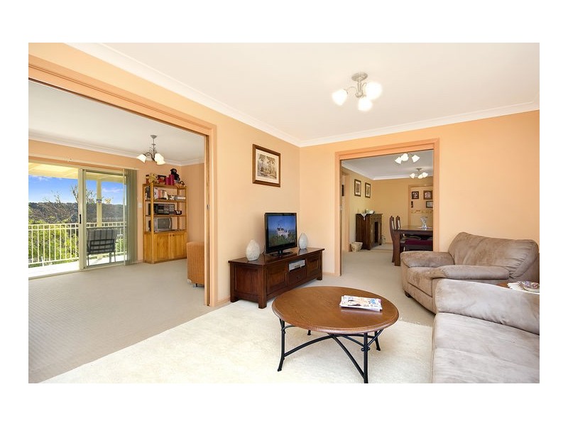6  Halls Road, Helensburgh NSW 2508