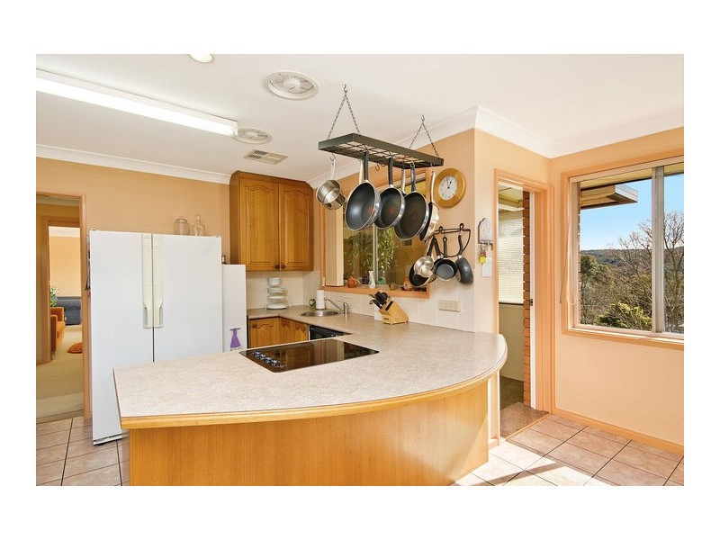 6  Halls Road, Helensburgh NSW 2508