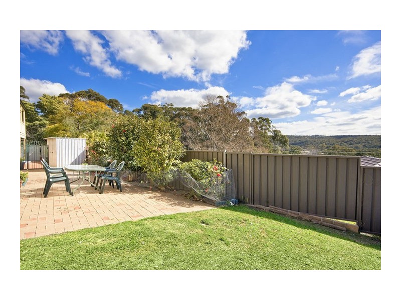 6  Halls Road, Helensburgh NSW 2508