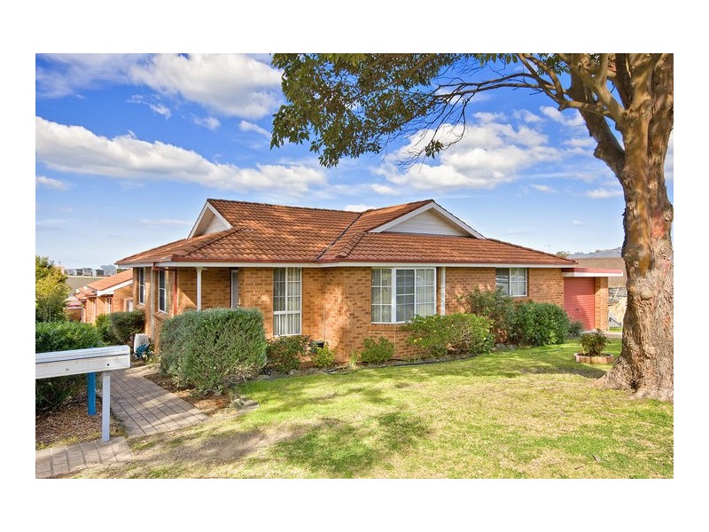 2/7  Stuart Street, Helensburgh NSW 2508