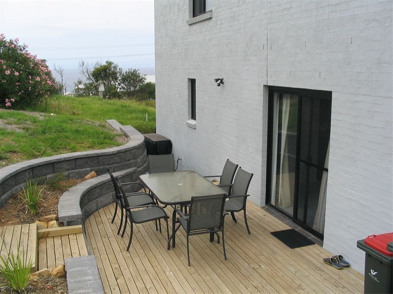 2b  Mountain Road, Austinmer NSW 2515