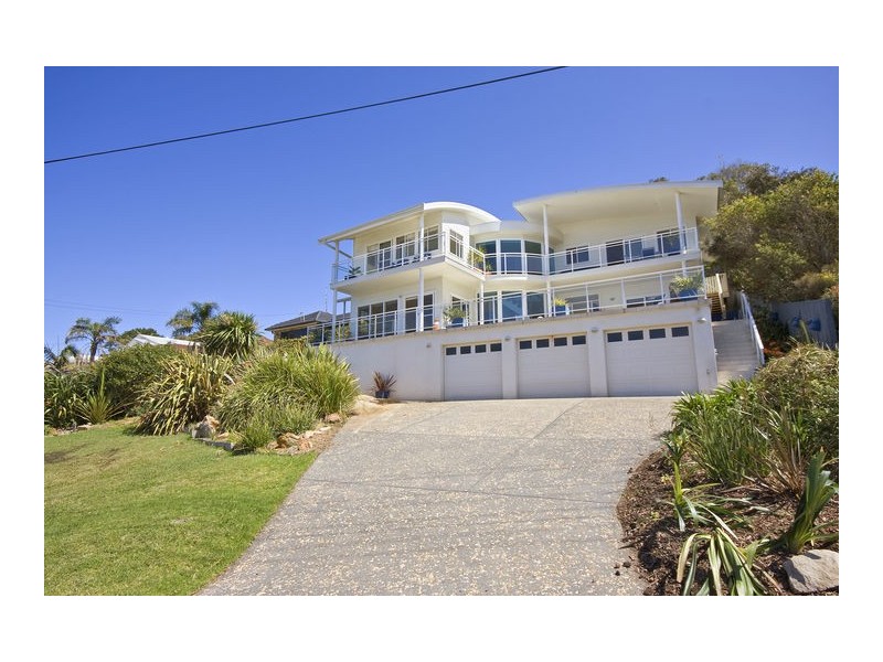 6 Haig Street, Wombarra NSW 2515