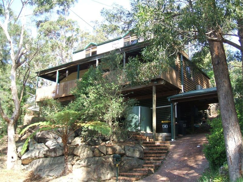 130  The Crescent, Helensburgh NSW 2508