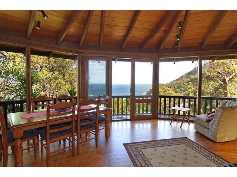 244  Lawrence Hargrave Drive, Coalcliff NSW 2508