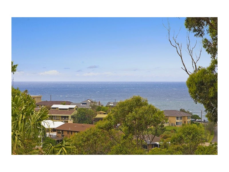 25  Chellowdene Avenue, Stanwell Park NSW 2508
