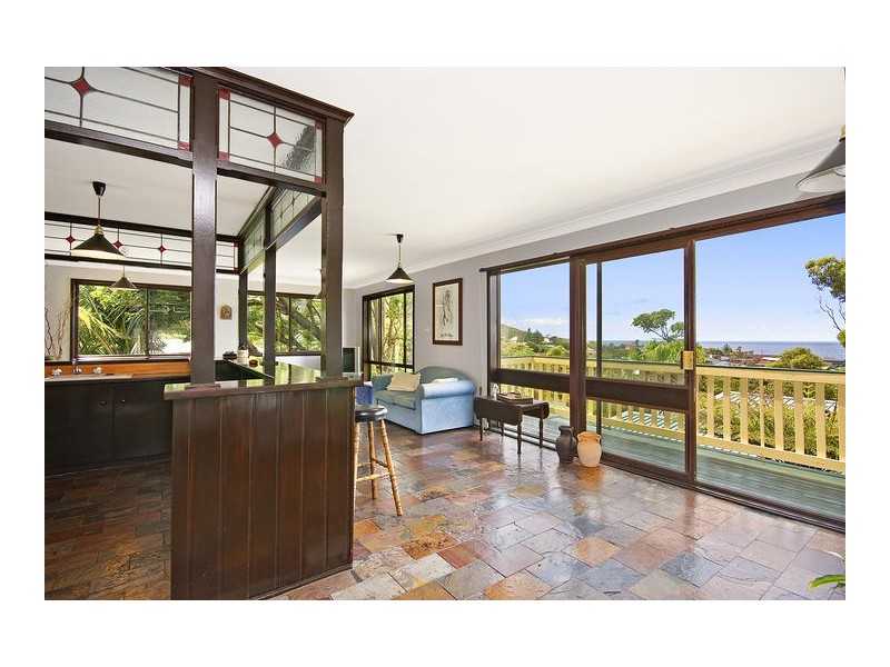 25  Chellowdene Avenue, Stanwell Park NSW 2508