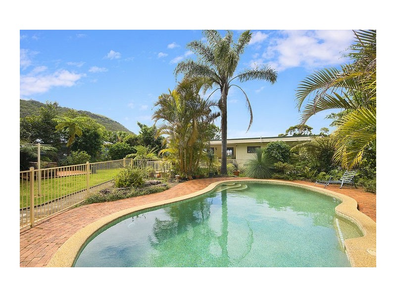 25  Chellowdene Avenue, Stanwell Park NSW 2508