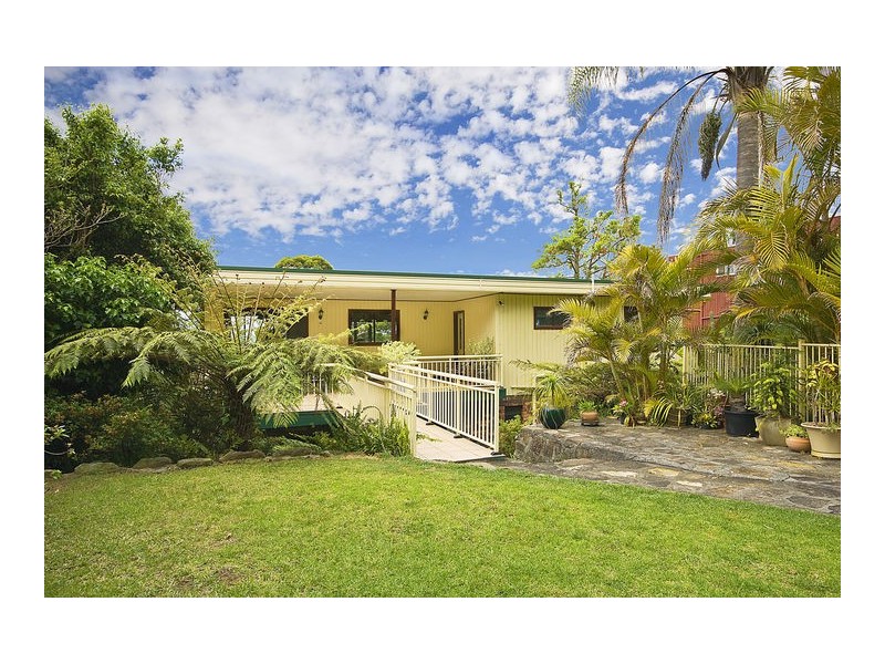 25  Chellowdene Avenue, Stanwell Park NSW 2508