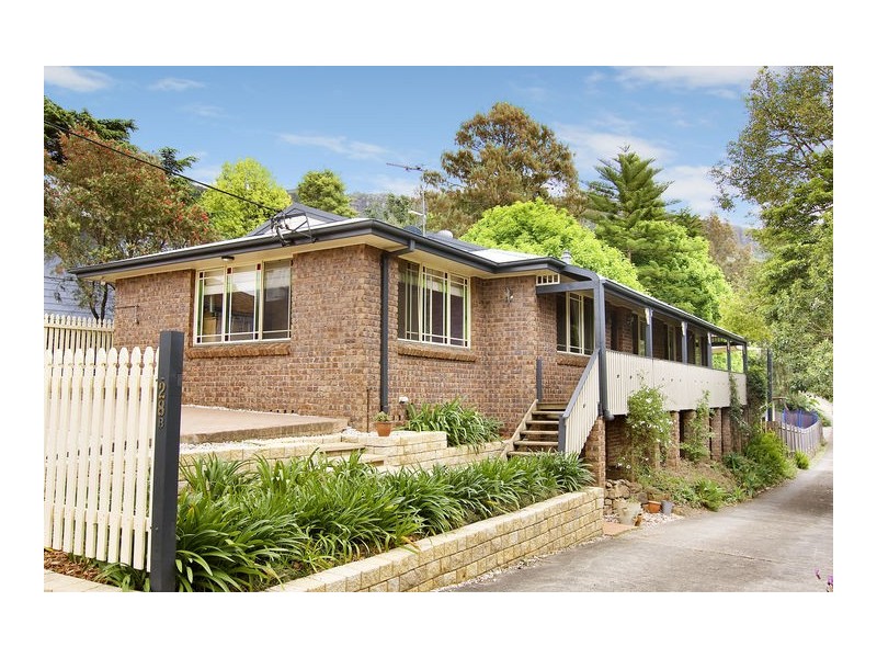 28b  Fords Road, Thirroul NSW 2515