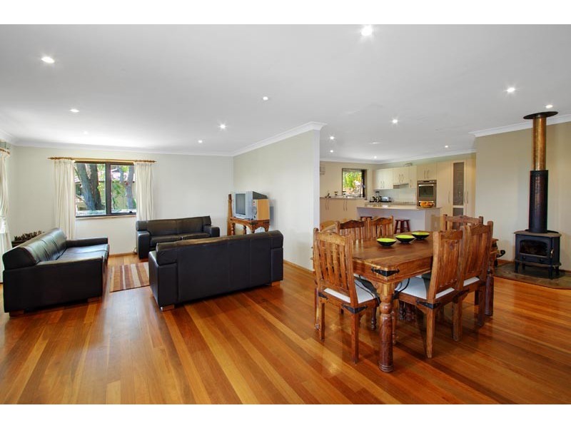 122  The Crescent, Helensburgh NSW 2508