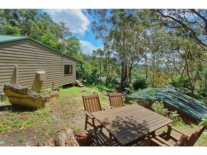 122  The Crescent, Helensburgh NSW 2508