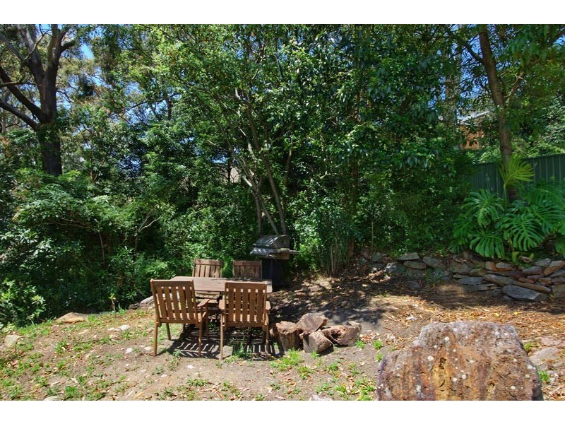 122  The Crescent, Helensburgh NSW 2508