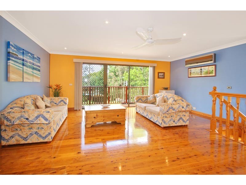 22  Alanson Avenue, Bulli NSW 2516