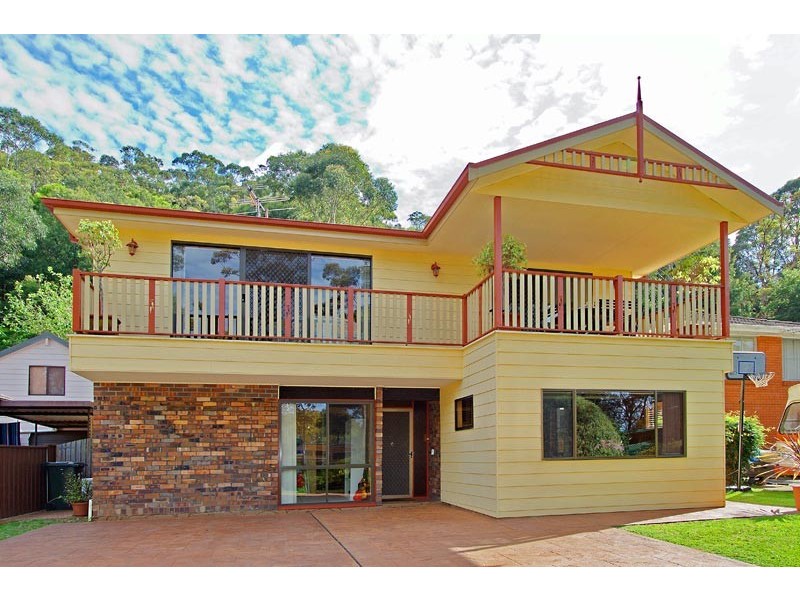 22  Alanson Avenue, Bulli NSW 2516