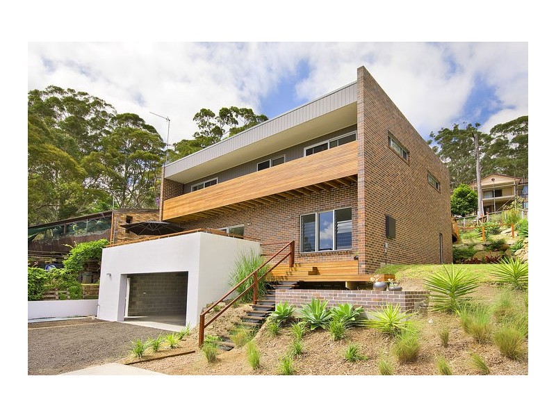 81 The Crescent, Helensburgh NSW 2508