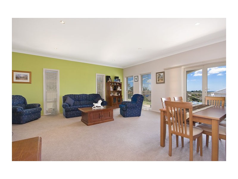 6 Chadwick Grove, Helensburgh NSW 2508