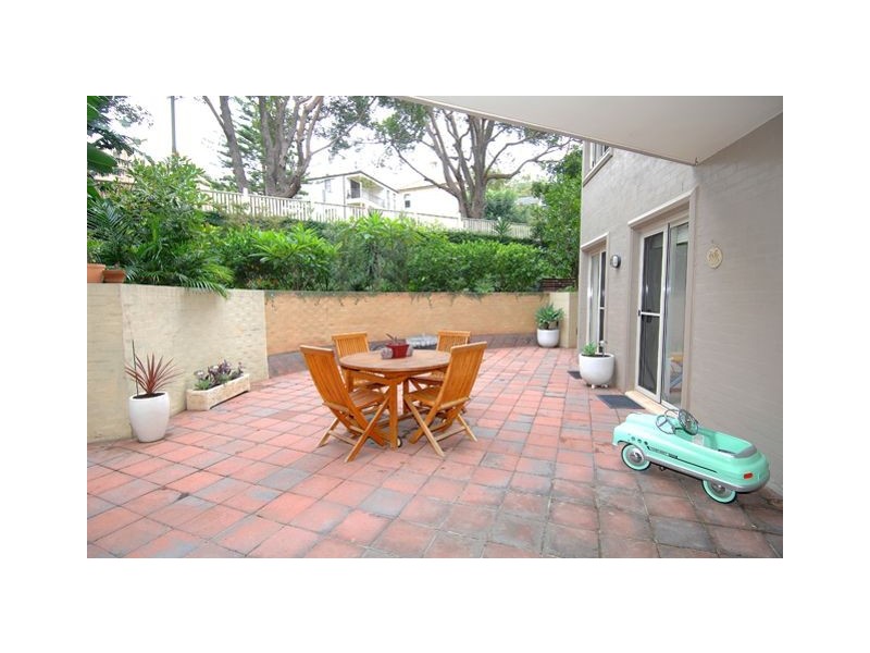 2/7  Figtree Avenue, Abbotsford NSW 2046