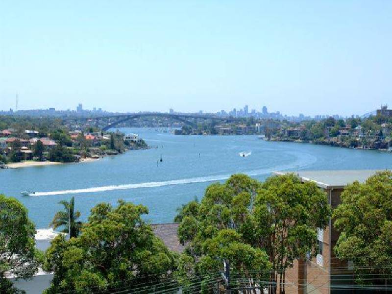 10/37 Walton Crescent, Abbotsford NSW 2046