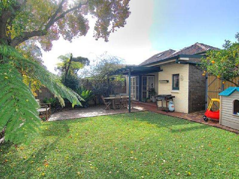 27 Mons Street, Russell Lea NSW 2046