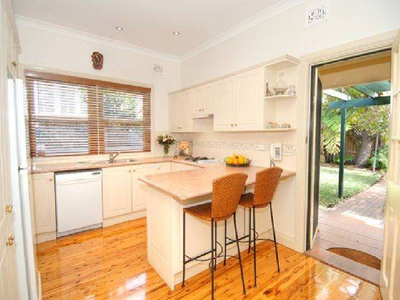 27 Mons Street, Russell Lea NSW 2046