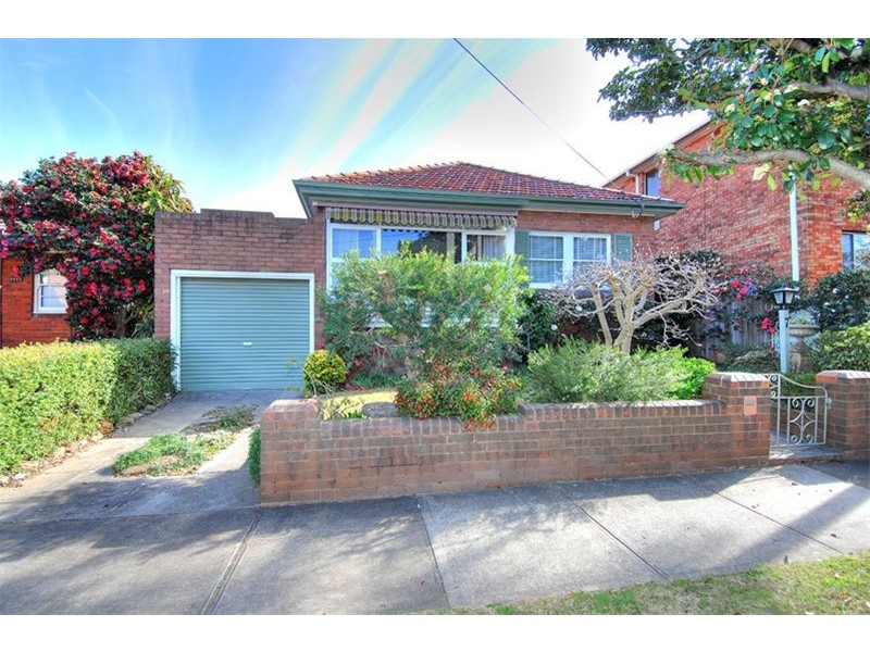 7 Lamrock Avenue, Russell Lea NSW 2046