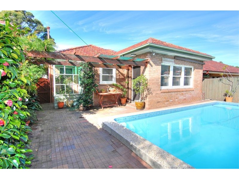 7 Lamrock Avenue, Russell Lea NSW 2046
