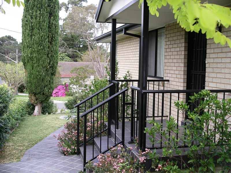 1/2  Jeanette Street, East Ryde NSW 2113