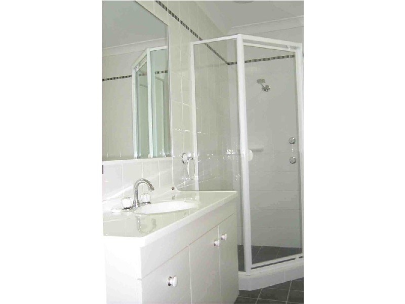 1/2  Jeanette Street, East Ryde NSW 2113