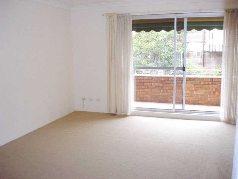 9/23   Bay Road, Russell Lea NSW 2046