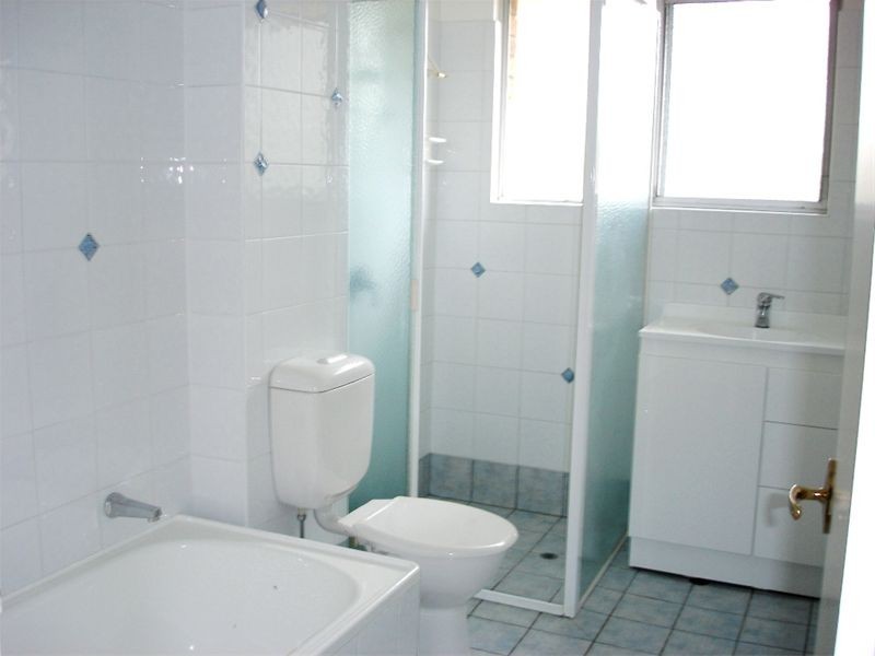 9/23   Bay Road, Russell Lea NSW 2046