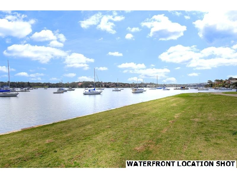 12/3  Harbourview Crescent, Abbotsford NSW 2046