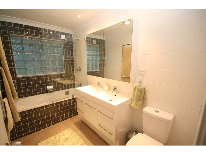 20  Peppercorn Place, Kirrawee NSW 2232