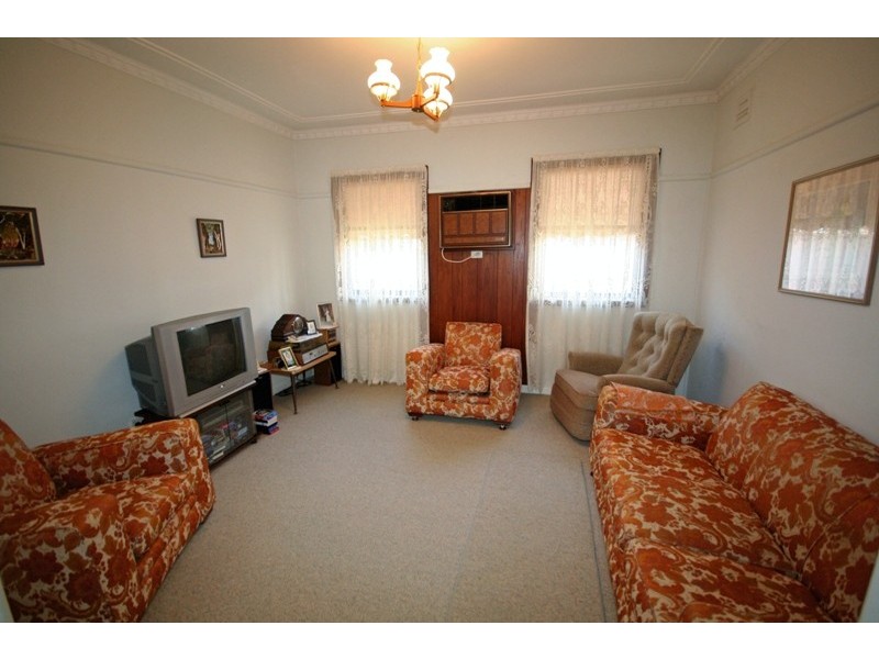 22  Wollun St, Como NSW 2226