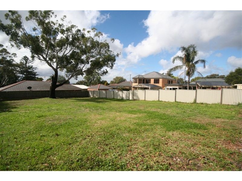 6  Peach Tree Lane, Kirrawee NSW 2232