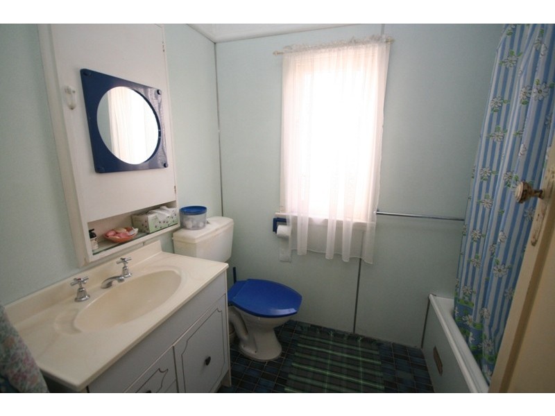 22  Girraween Avenue, Como NSW 2226