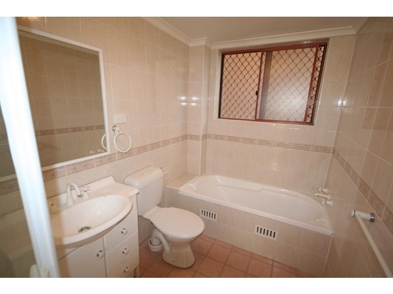 5/28  Leonay Street, Sutherland NSW 2232