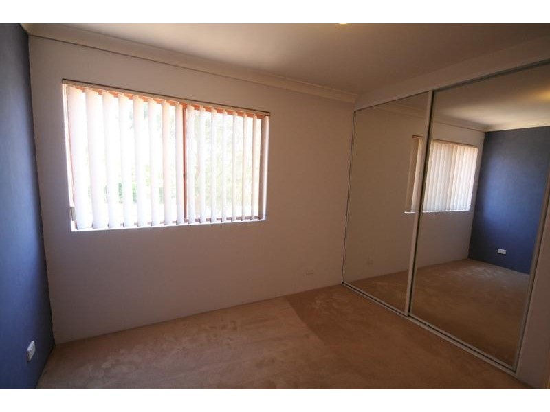 5/28  Leonay Street, Sutherland NSW 2232