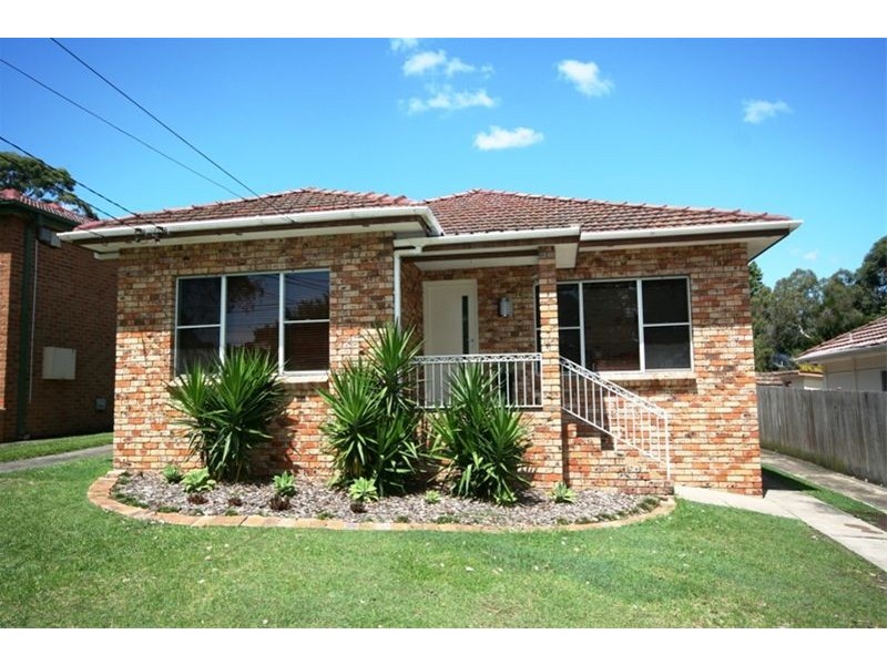 16  Honeysuckle Street, Jannali NSW 2226