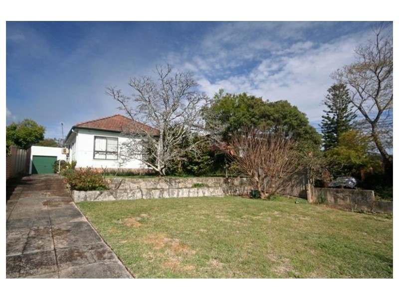 22  Wollun Street, Como NSW 2226