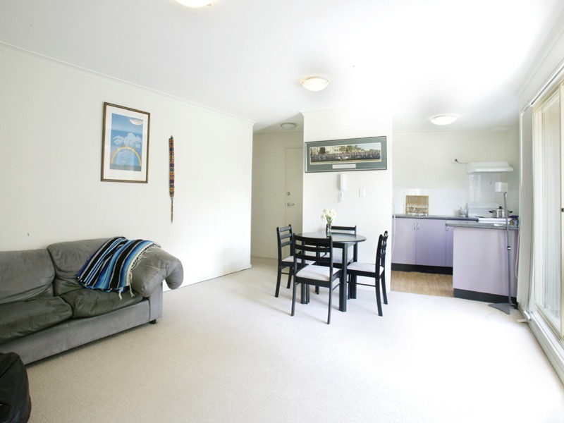 6/1  McKell Street, Birchgrove NSW 2041