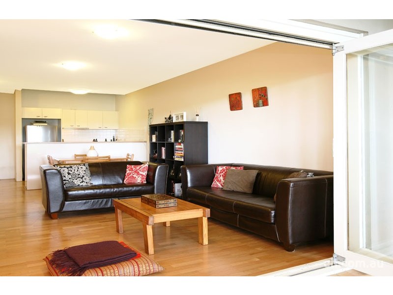 2/6  Thames Street, Balmain NSW 2041