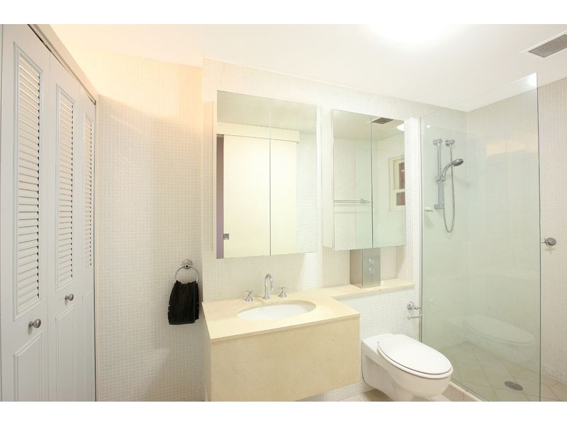 2/6  Thames Street, Balmain NSW 2041