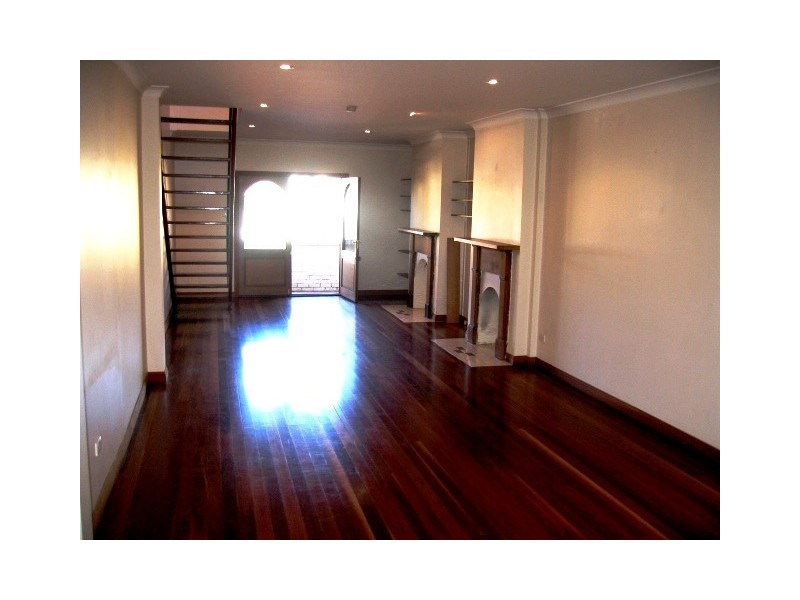 12  College street, Balmain NSW 2041