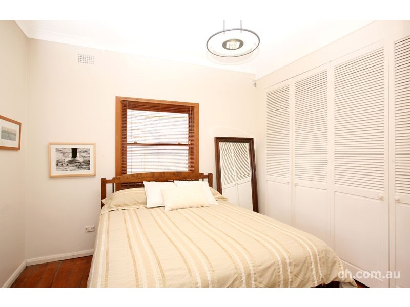 18 Collins Street, Rozelle NSW 2039